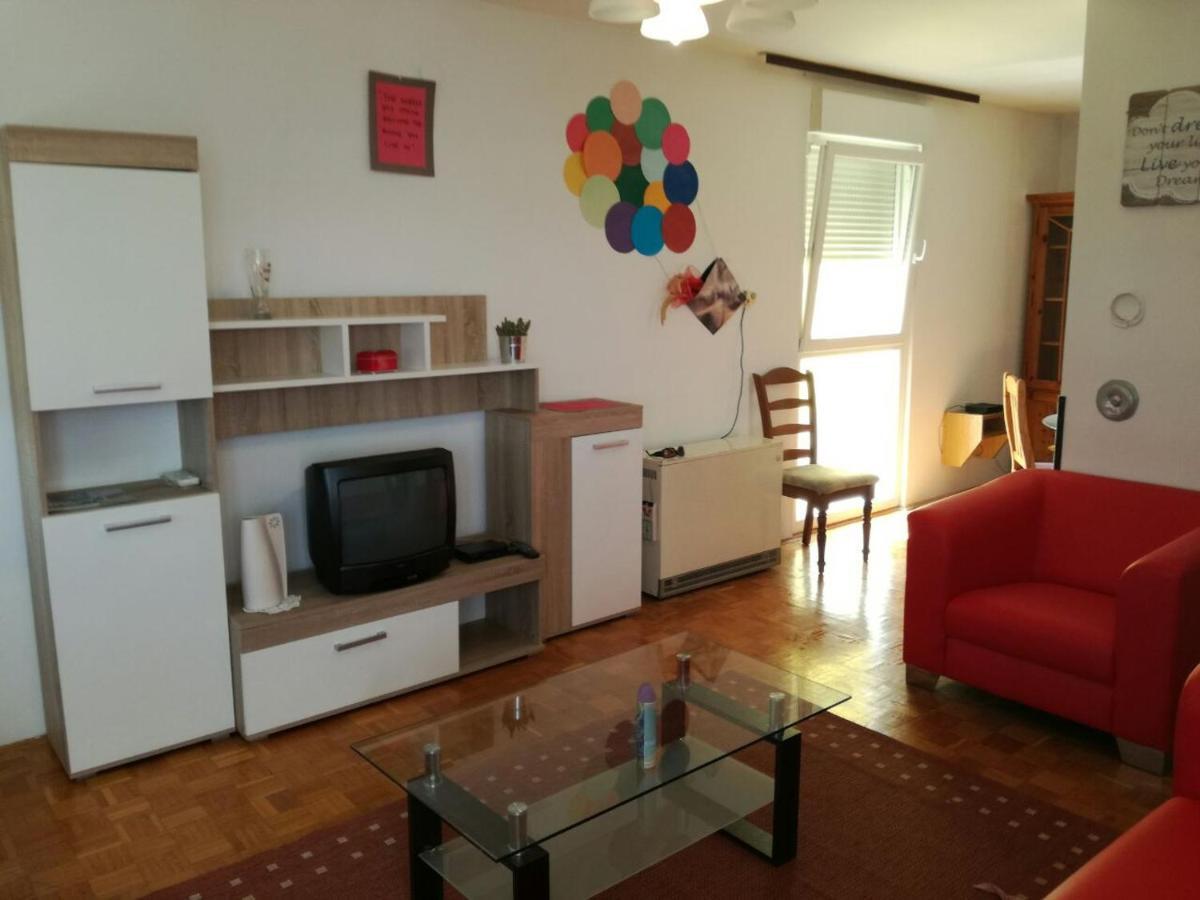 Apartment Pula Exterior photo